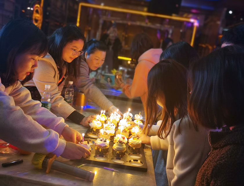 HIGH唱KTV！——千亿在线登录防雷第一期员工生日会